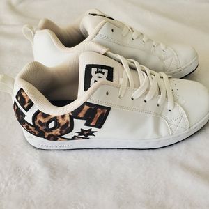 Women's DC sneakers 6.5 white with leopard print logo